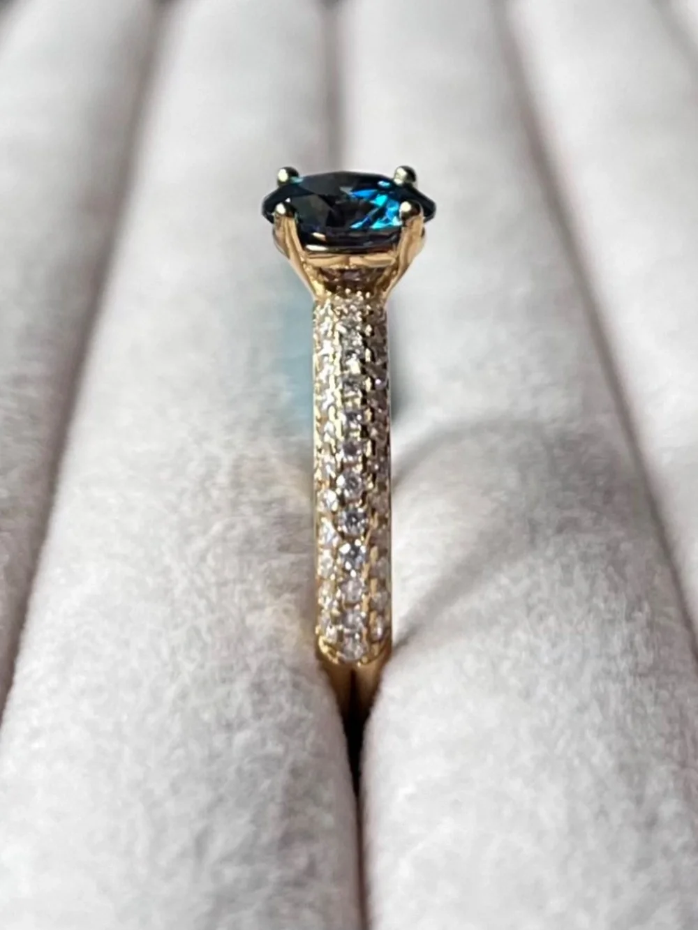 R125 | Blue Moissanite Pave Band Ring